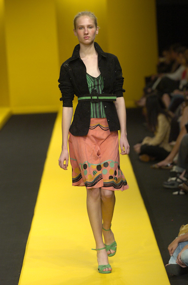 desfiles-patriciavieira-rioverao2005rtw-117