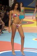 desfiles-rygy-rioverao2005rtw-129