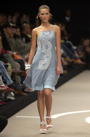 desfiles-walterffw.com.br-rioverao2005rtw-103