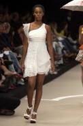 desfiles-walterffw.com.br-rioverao2005rtw-114
