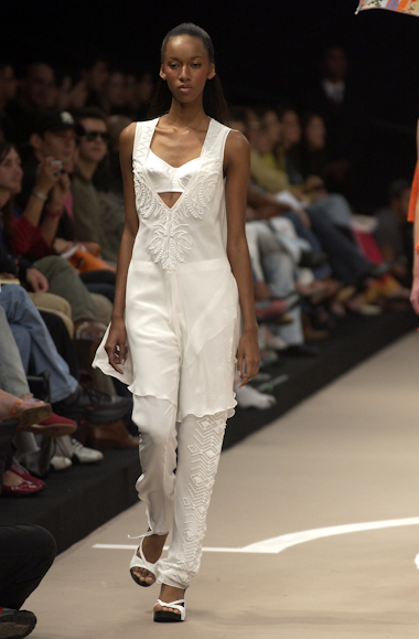 desfiles-walterffw.com.br-rioverao2005rtw-116