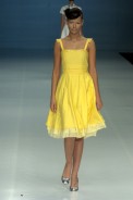 desfiles-zigfreda-rioverao2005rtw-101