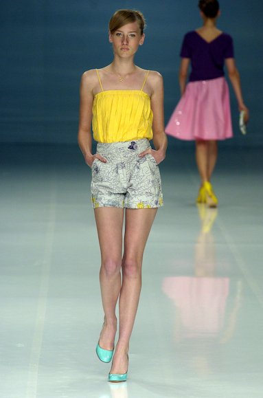 desfiles-zigfreda-rioverao2005rtw-107