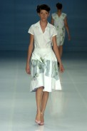 desfiles-zigfreda-rioverao2005rtw-123