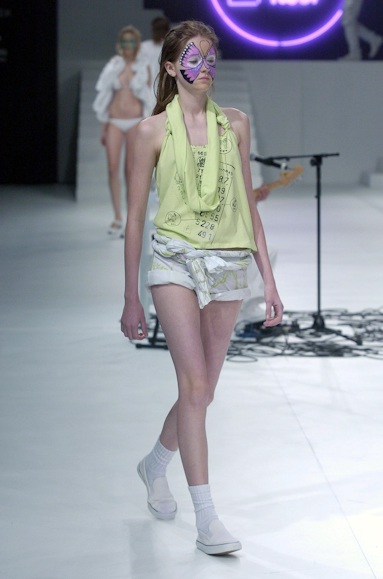 desfiles-2ndfloor-saopauloverao2005rtw-111