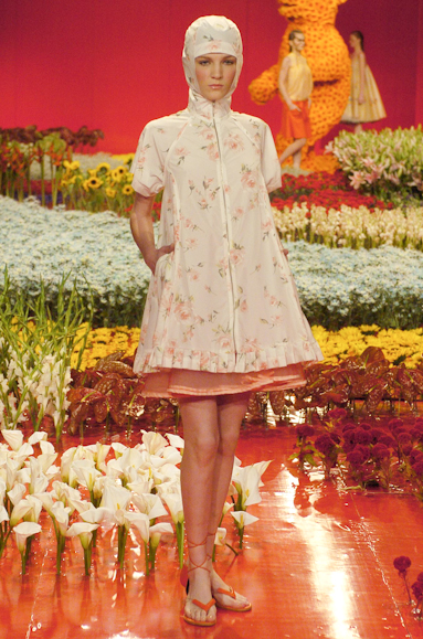 desfiles-aherchcovitch-saopauloverao2005rtw-115