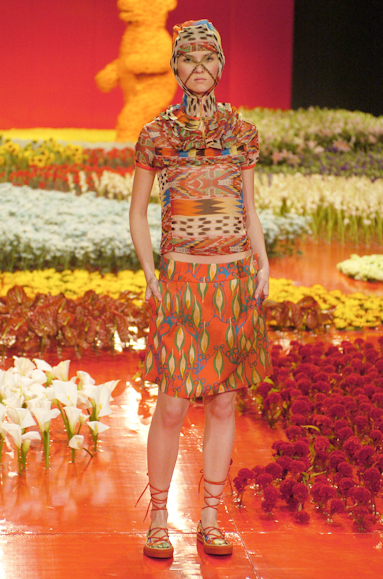 desfiles-aherchcovitch-saopauloverao2005rtw-124
