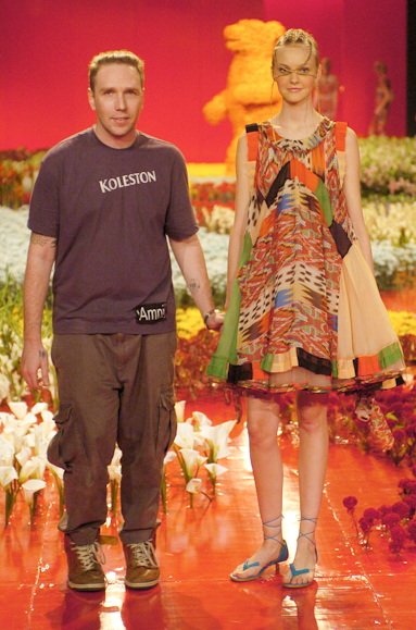 desfiles-aherchcovitch-saopauloverao2005rtw-132