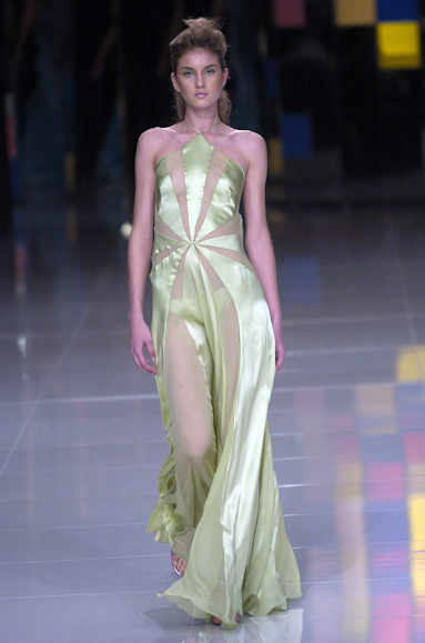 desfiles-alphorria-saopauloverao2005rtw-134