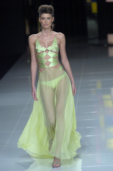 desfiles-alphorria-saopauloverao2005rtw-138