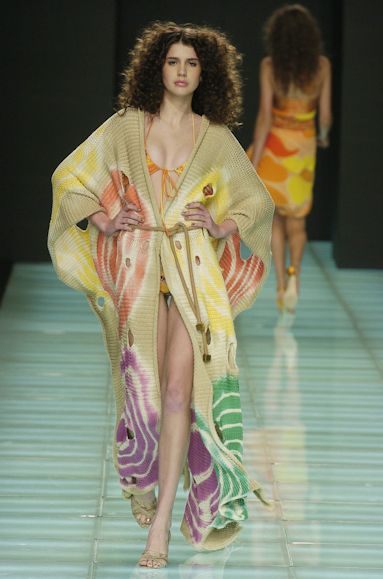 desfiles-andrelima-saopauloverao2005rtw-102