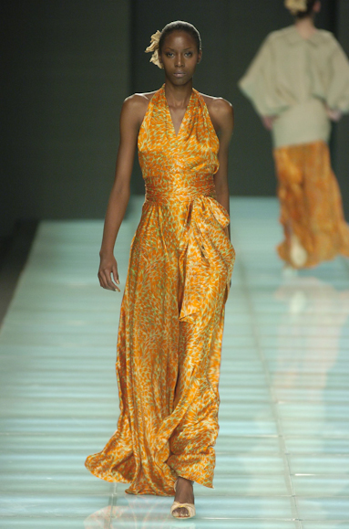desfiles-andrelima-saopauloverao2005rtw-104
