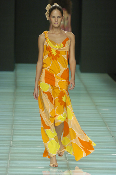 desfiles-andrelima-saopauloverao2005rtw-107