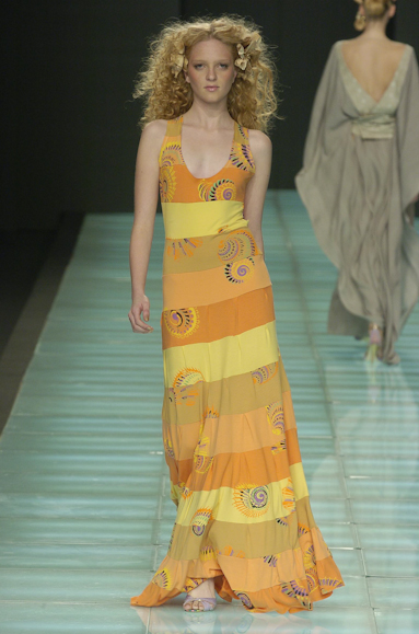 desfiles-andrelima-saopauloverao2005rtw-110