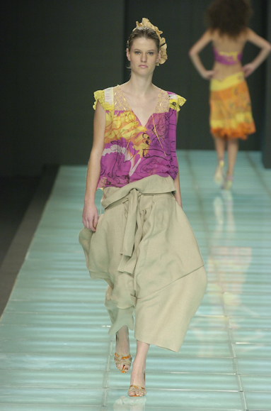 desfiles-andrelima-saopauloverao2005rtw-114