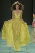 desfiles-andrelima-saopauloverao2005rtw-115