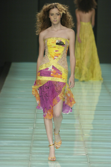desfiles-andrelima-saopauloverao2005rtw-116