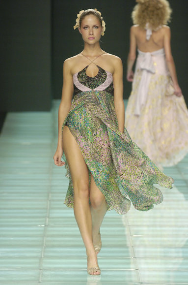 desfiles-andrelima-saopauloverao2005rtw-120