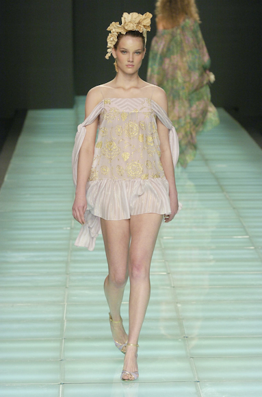 desfiles-andrelima-saopauloverao2005rtw-123