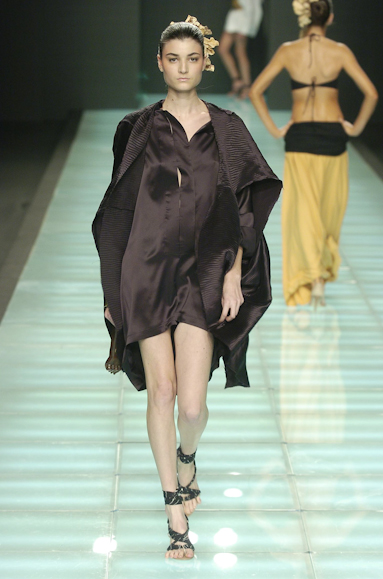 desfiles-andrelima-saopauloverao2005rtw-131