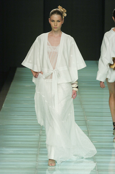 desfiles-andrelima-saopauloverao2005rtw-133