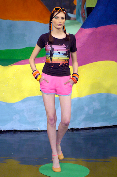 desfiles-cavalera-saopauloverao2005rtw-101