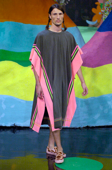 desfiles-cavalera-saopauloverao2005rtw-153