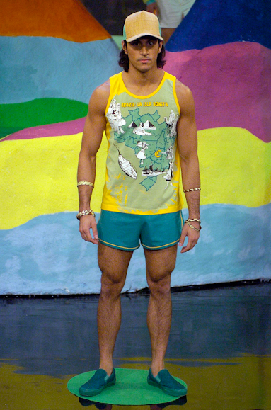 desfiles-cavalera-saopauloverao2005rtw-159