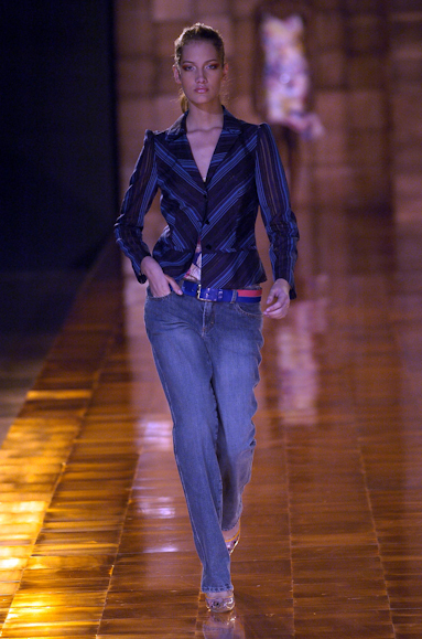 desfiles-cori-saopauloverao2005rtw-132