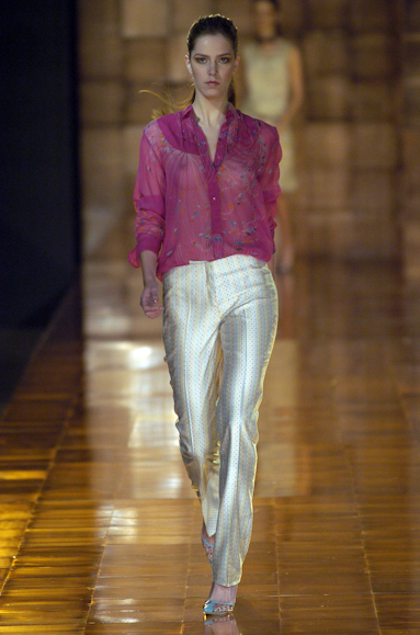 desfiles-cori-saopauloverao2005rtw-138