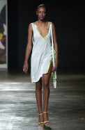 desfiles-custobarcelona-saopauloverao2005rtw-109