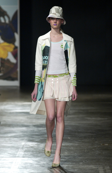 desfiles-custobarcelona-saopauloverao2005rtw-113