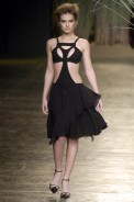 desfiles-eduardosuppes-saopauloverao2005rtw-112