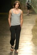 desfiles-eduardosuppes-saopauloverao2005rtw-117