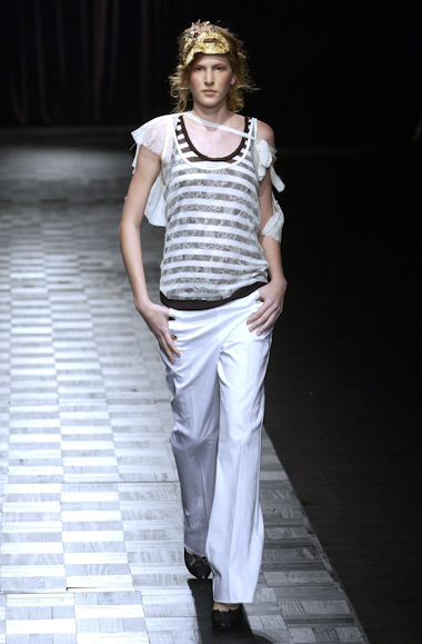 desfiles-ellus-saopauloverao2005rtw-127