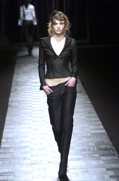 desfiles-ellus-saopauloverao2005rtw-133