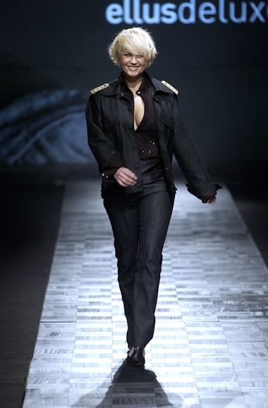 desfiles-ellus-saopauloverao2005rtw-144
