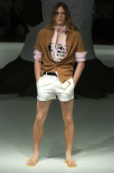 desfiles-fausehaten-saopauloverao2005rtw-117