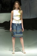 desfiles-fausehaten-saopauloverao2005rtw-155