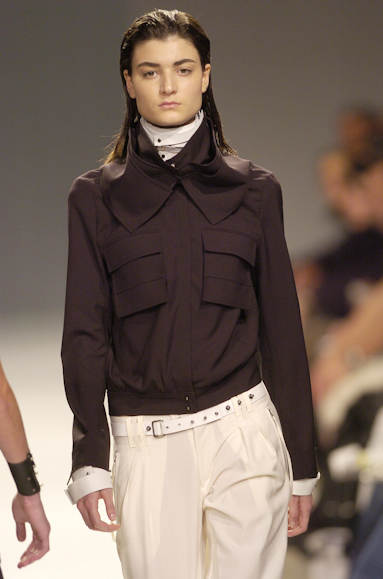 desfiles-gloriacoelho-saopauloverao2005rtw-111