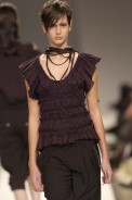 desfiles-gloriacoelho-saopauloverao2005rtw-113