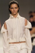 desfiles-gloriacoelho-saopauloverao2005rtw-116
