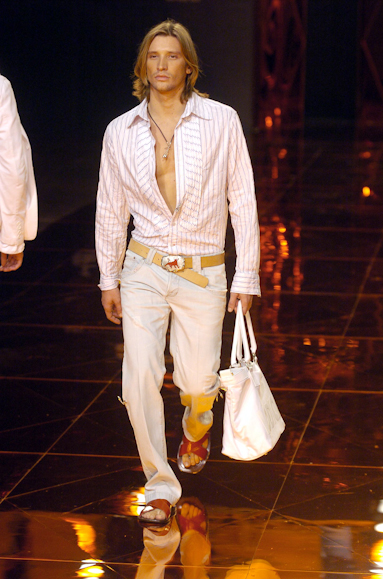 desfiles-iodice-saopauloverao2005rtw-111