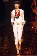 desfiles-iodice-saopauloverao2005rtw-113