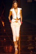 desfiles-iodice-saopauloverao2005rtw-118