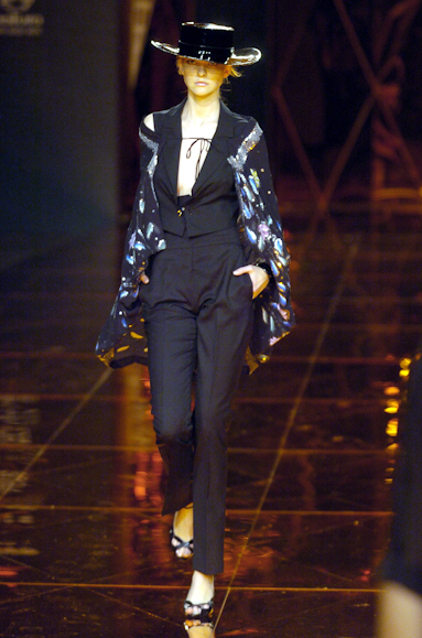 desfiles-iodice-saopauloverao2005rtw-154