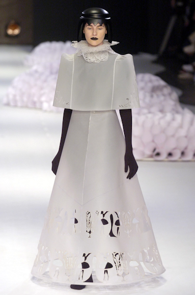 desfiles-jumnakao-saopauloverao2005rtw-111