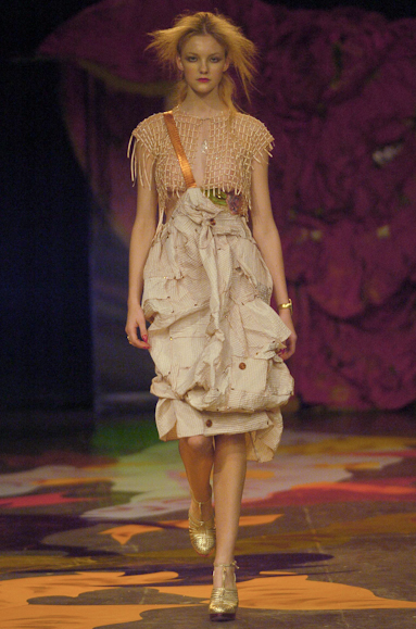 desfiles-linovillaventura-saopauloverao2005rtw-100