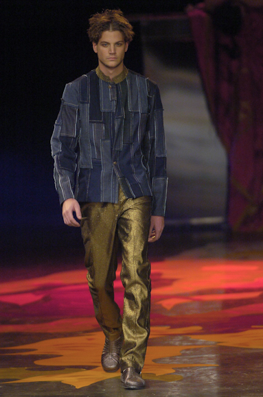 desfiles-linovillaventura-saopauloverao2005rtw-117