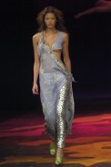 desfiles-linovillaventura-saopauloverao2005rtw-137